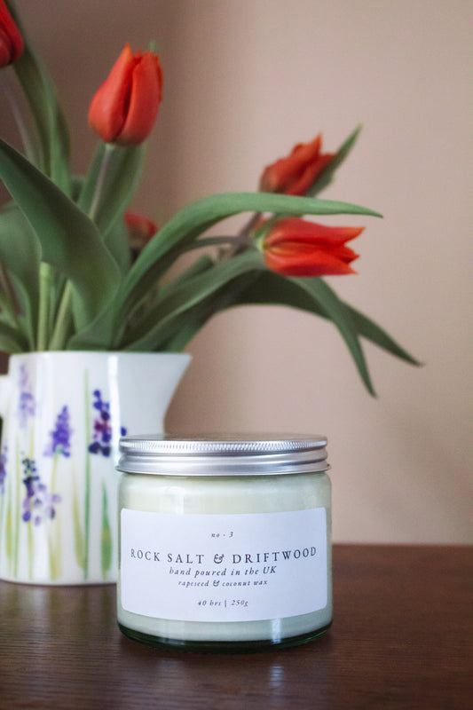 Rock Salt & Driftwood Candle